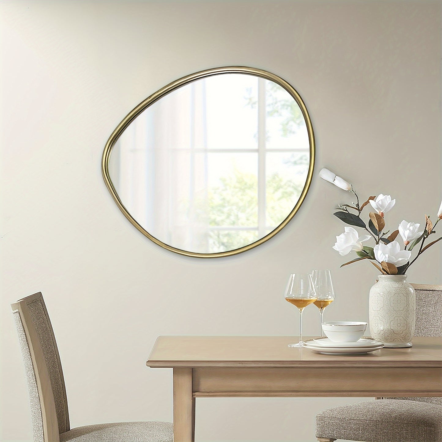 Framed Round Wall Mirror (18.9x15.75")