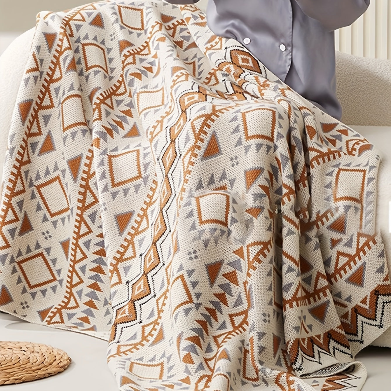 Jaquard Woven Tassel Throw Blanket