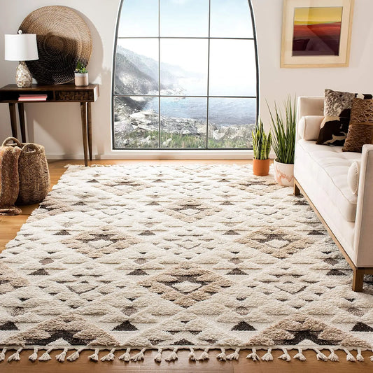 Moroccan Tassel Shag Collection Area Rug (5'3" x 7'6")