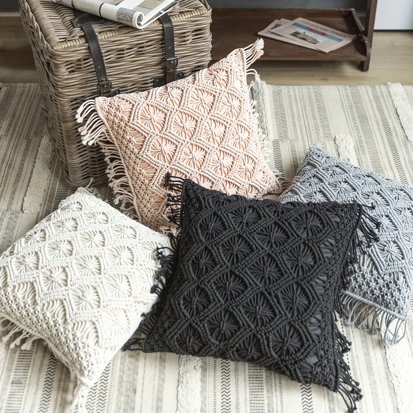 Crochet Woven Throw Pillows with Tassels (1pcs 18x18")